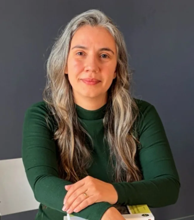Cláudia Fernanda Silveira Furquim